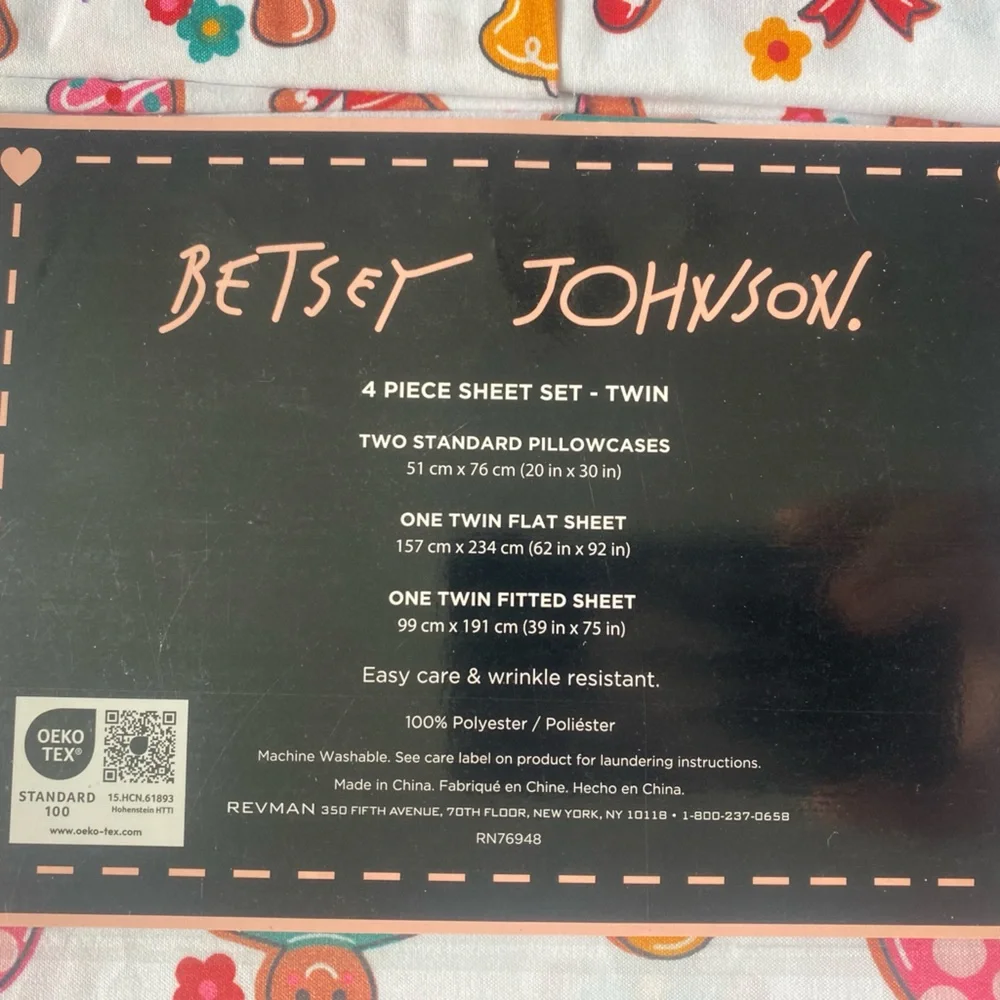 Betsey‎ Johnson Christmas Theme 4 Piece Twin Sheet Set